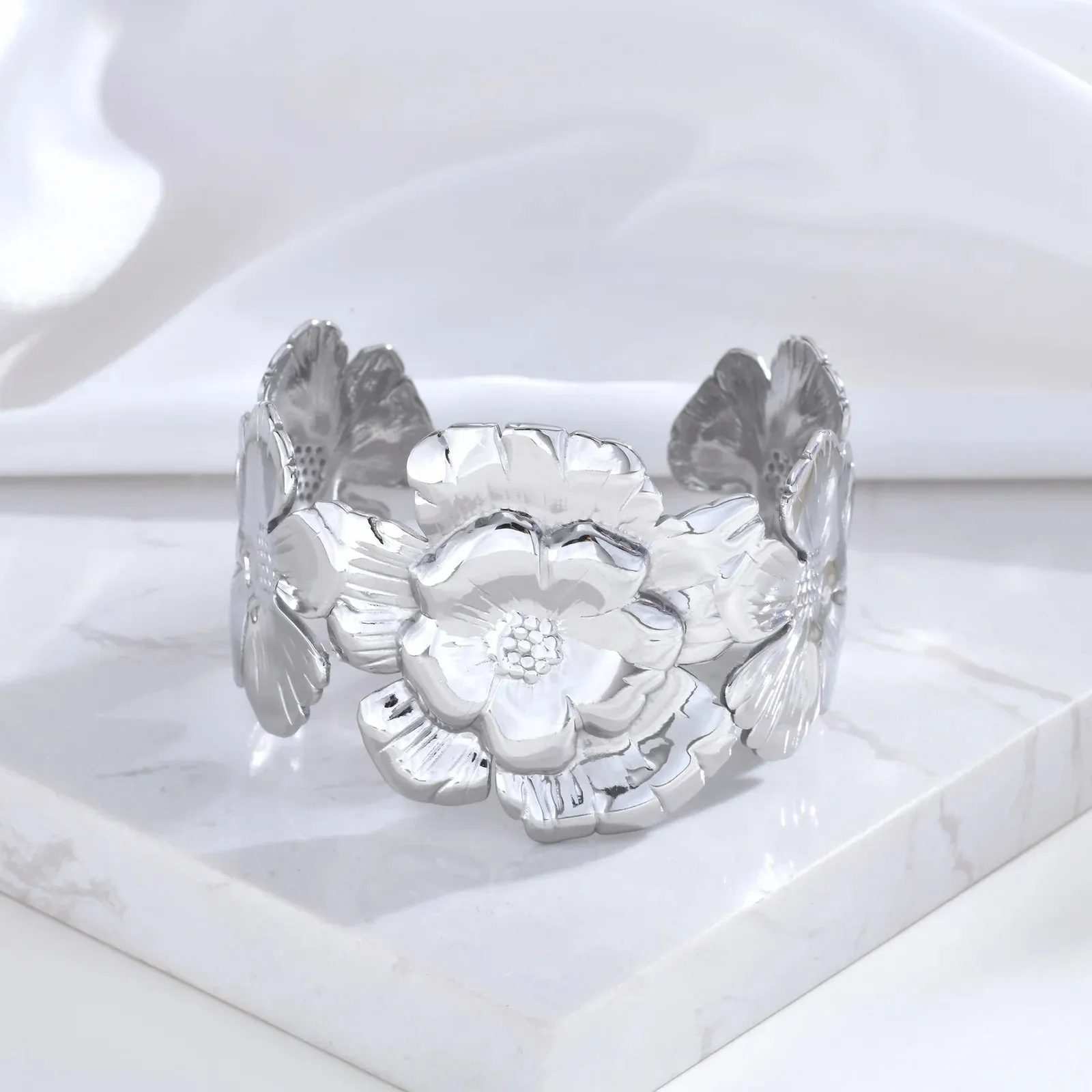 18k Floral Cuff Bangle Bracelets