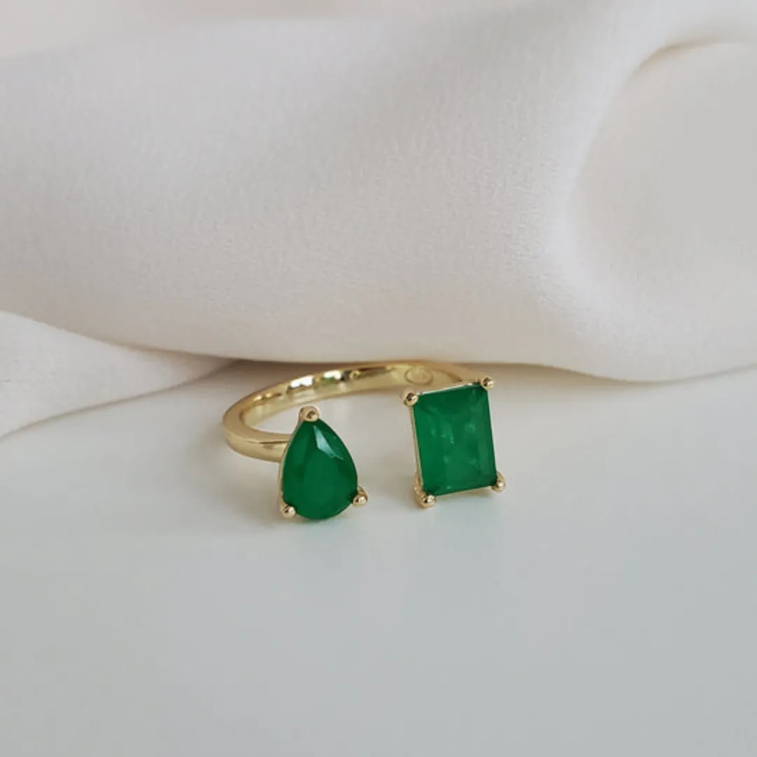 Adjustable Emerald Ring