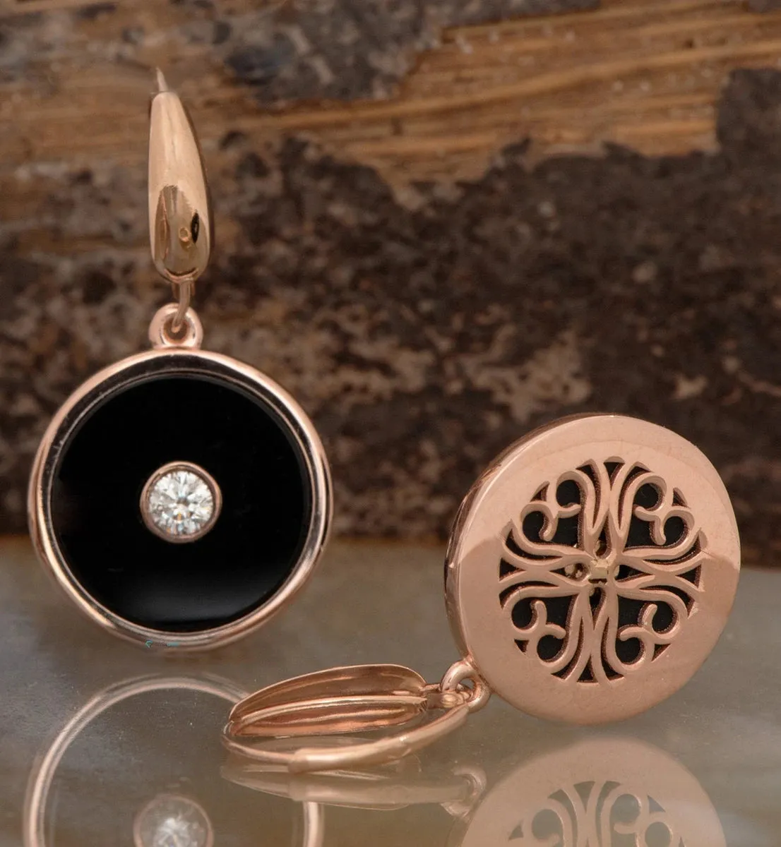 Art Deco Onyx earrings with diamonds