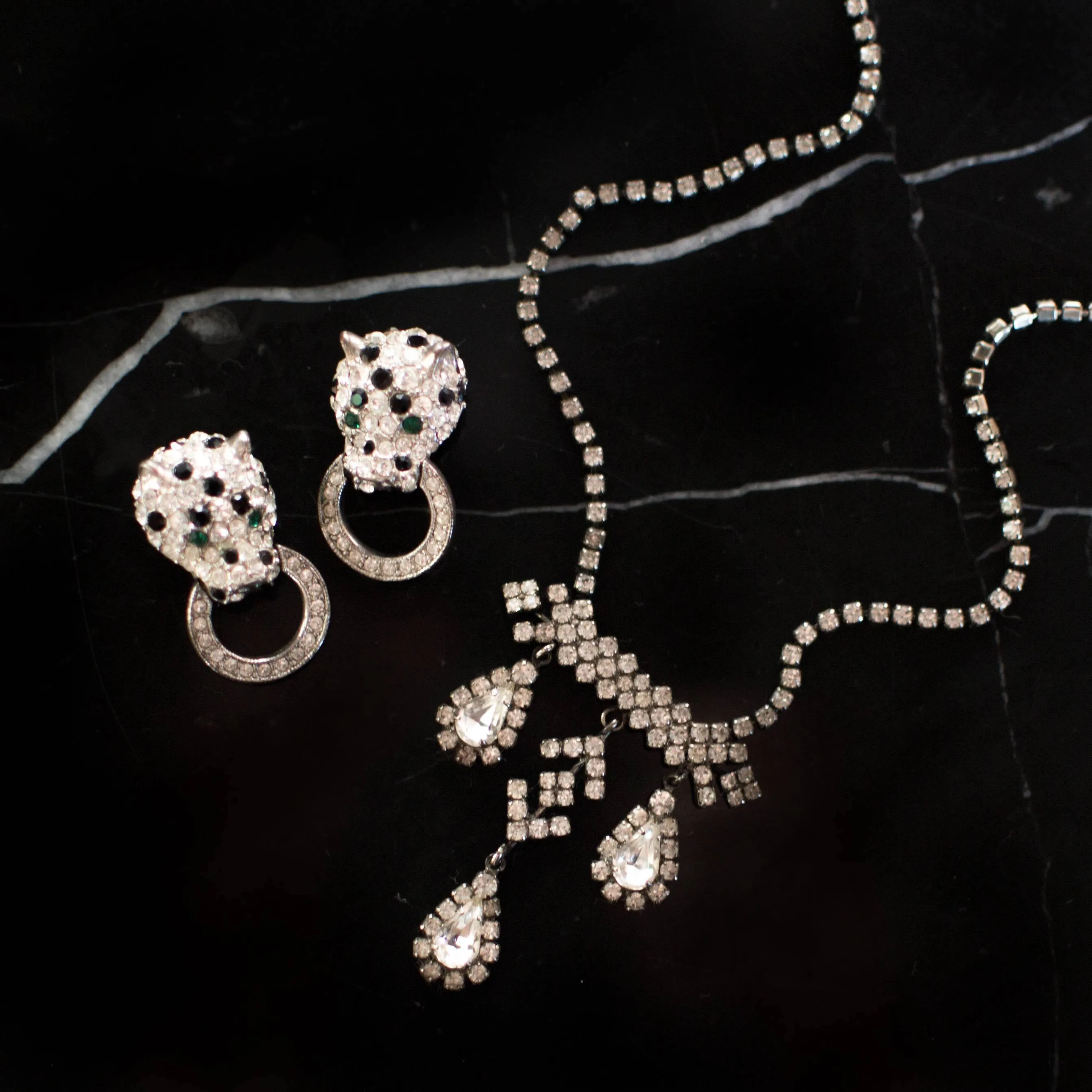 Art Deco Vintage Diamond Look Rhinestone Necklace