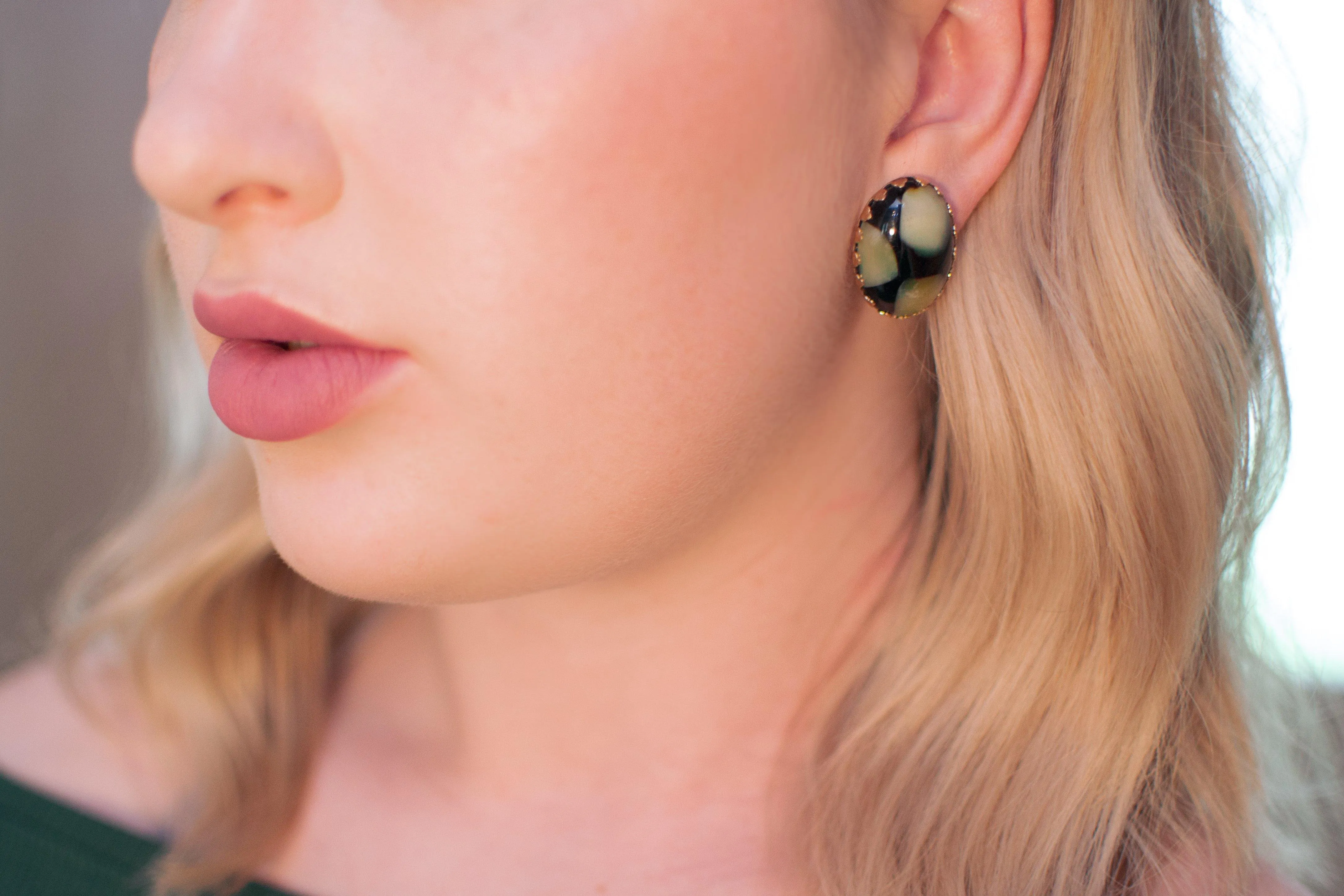 Black and Lemon Citrine Molted Art Glass Earrings, Cabochons, Camouflage, Oval Shape, Clip On, 1950s, 1960s Era