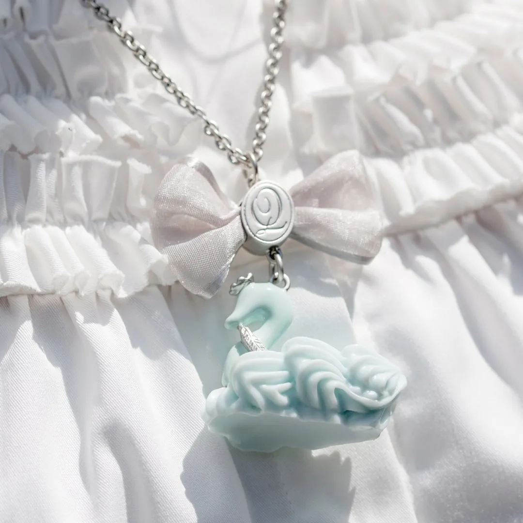 Blue Swan Cream Cake Necklace【Japan Jewelry】