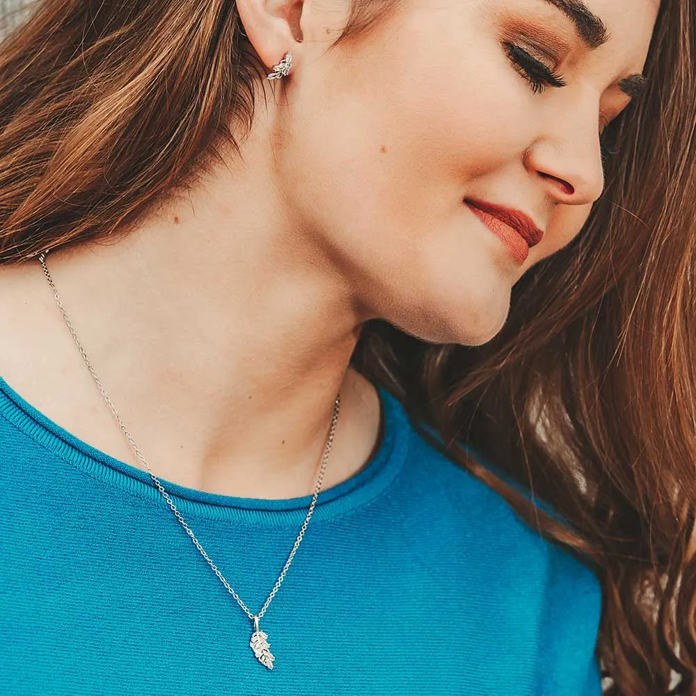 Bridgerton Feather Necklace