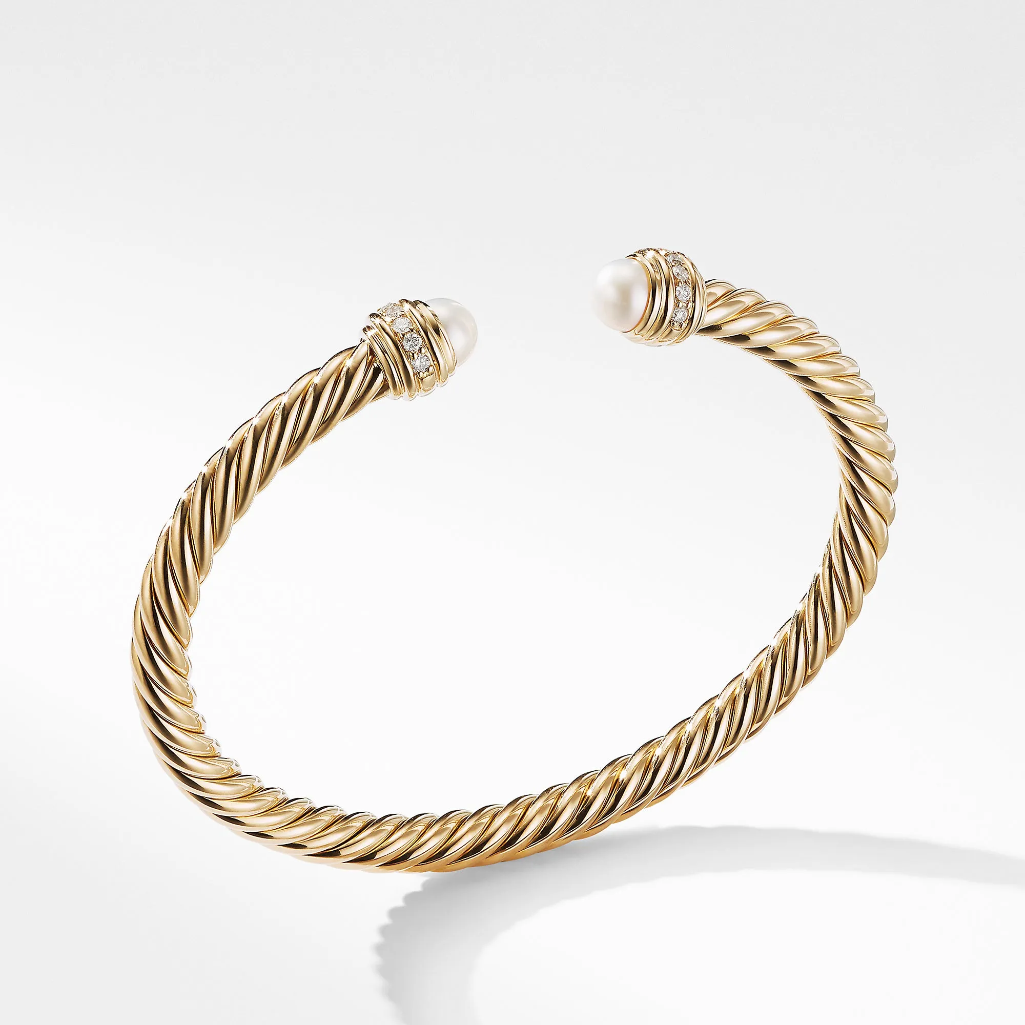 Cable Bracelet in 18K Gold with Pearls and Diamonds, Size Medium