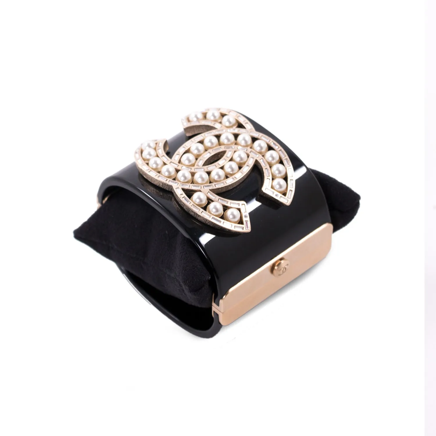Chanel Pearl and Resin Cuff