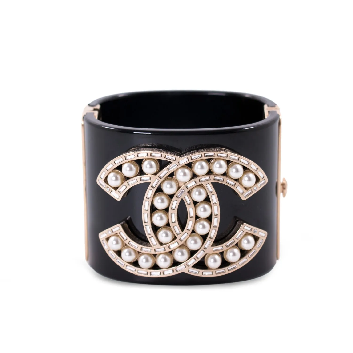 Chanel Pearl and Resin Cuff