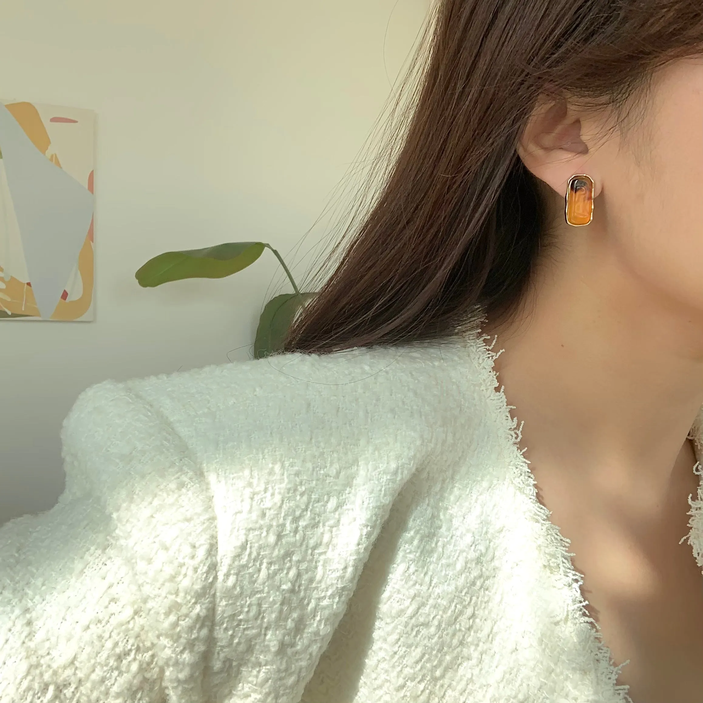 [Clip on] Charlotte's Big Stone Retro Style Gold Rim earrings