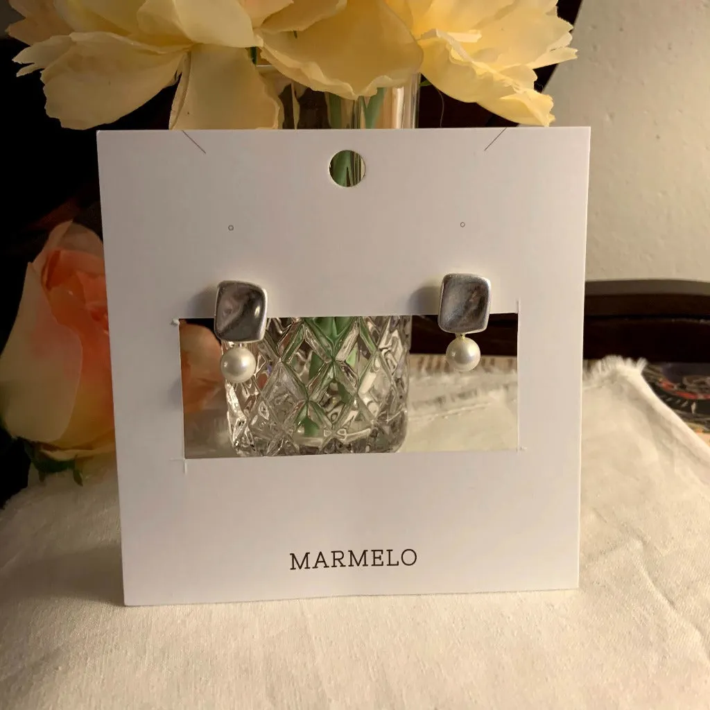 [Clip on] Square and Pearl Drop earrings