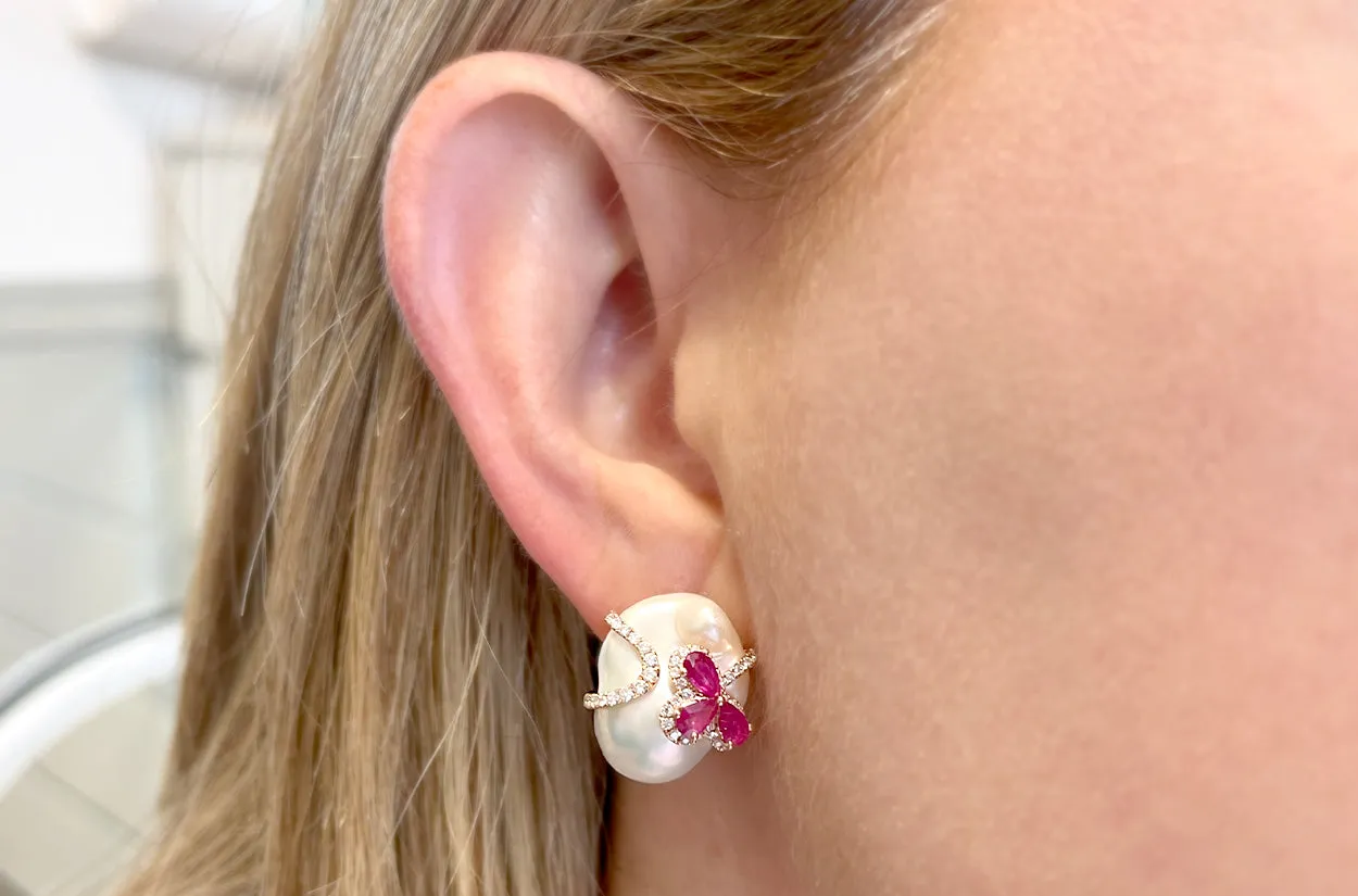 Earrings 18kt Gold Baroque Pearls with Rubies & Diamonds Flowers