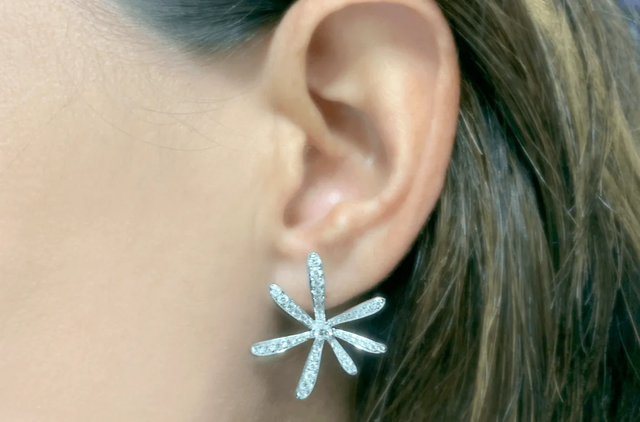 Earrings 18kt Gold Large Flower & Diamonds