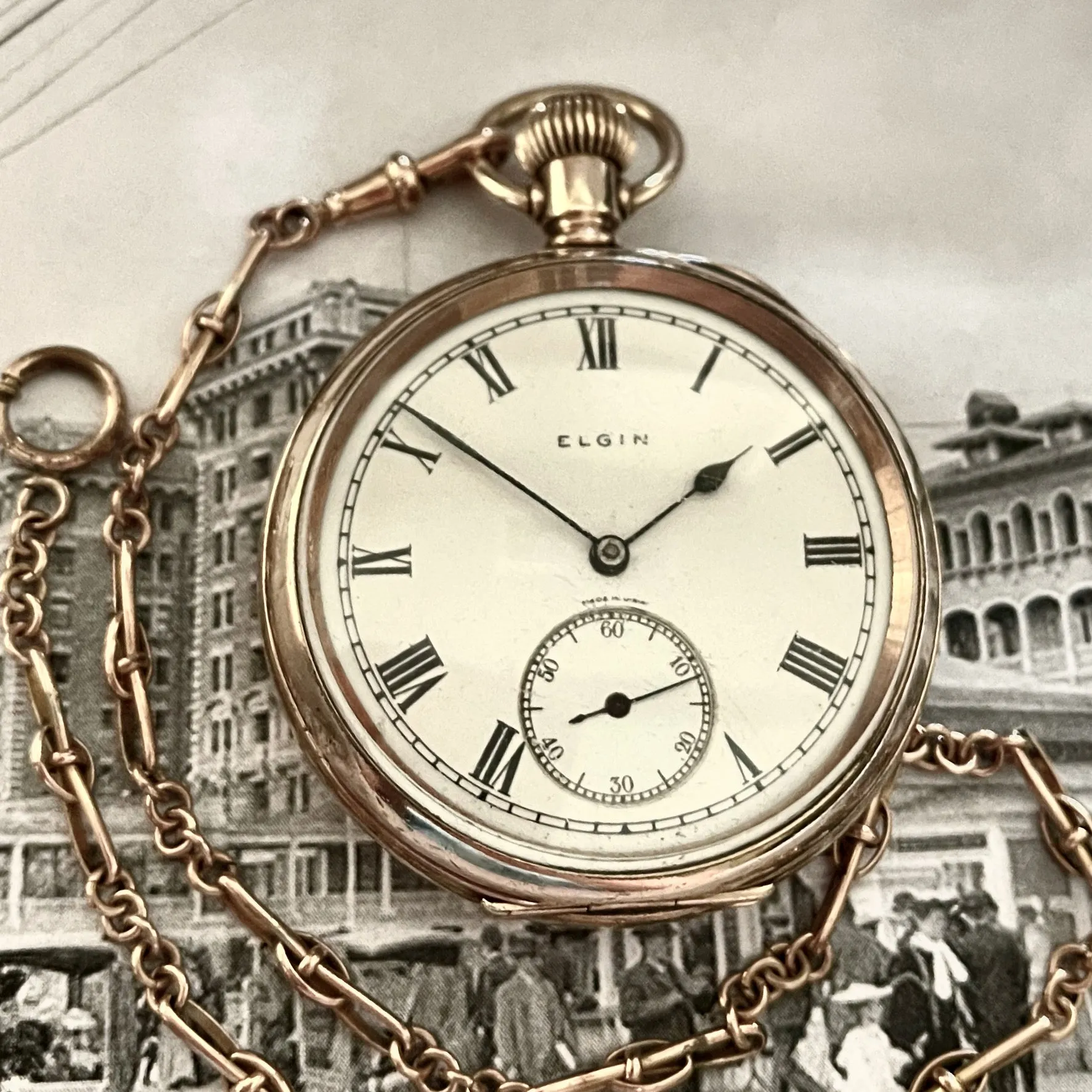 ELGIN POCKET WATCH AND CHAIN