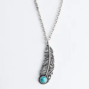 Everleigh Feather Pendant Necklace