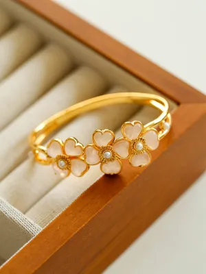 Four-leaf Clover Bangle Bracelets With Rose Quartz