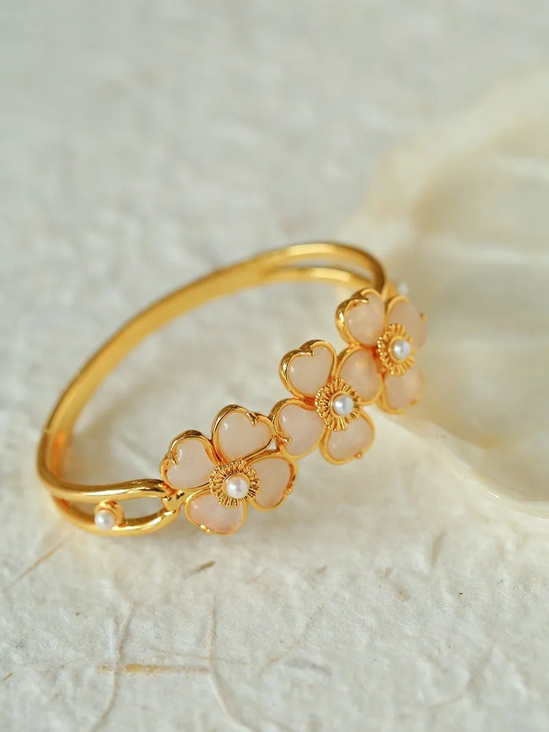Four-leaf Clover Bangle Bracelets With Rose Quartz