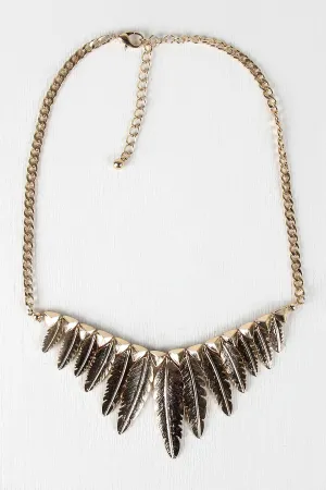 Glossy Tapered Feathers Necklace