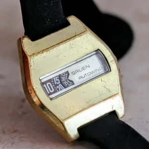 GRUEN Autowind Wristwatch Jump Hour 17 Jewels Cal. 156D Vintage Digital Watch