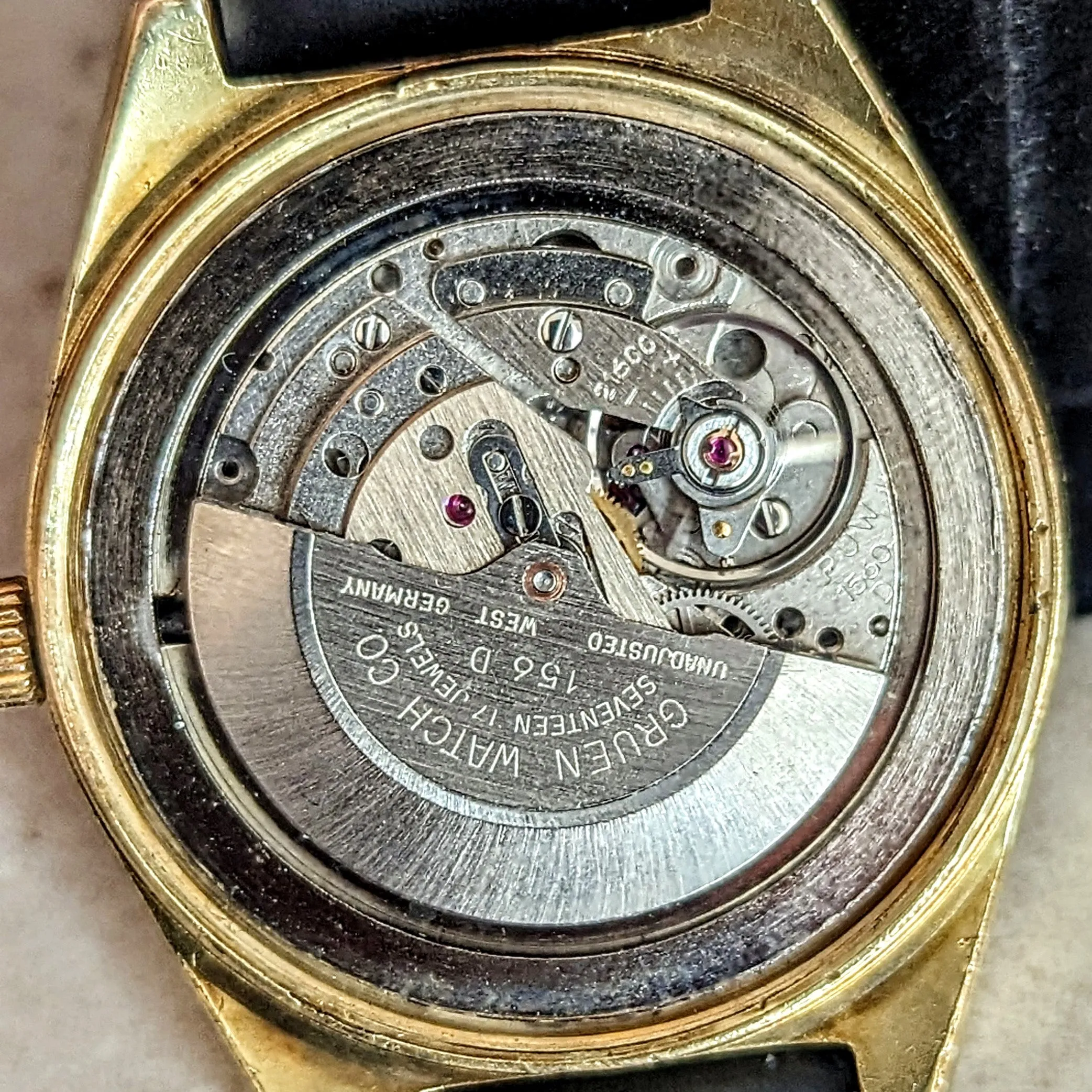 GRUEN Autowind Wristwatch Jump Hour 17 Jewels Cal. 156D Vintage Digital Watch