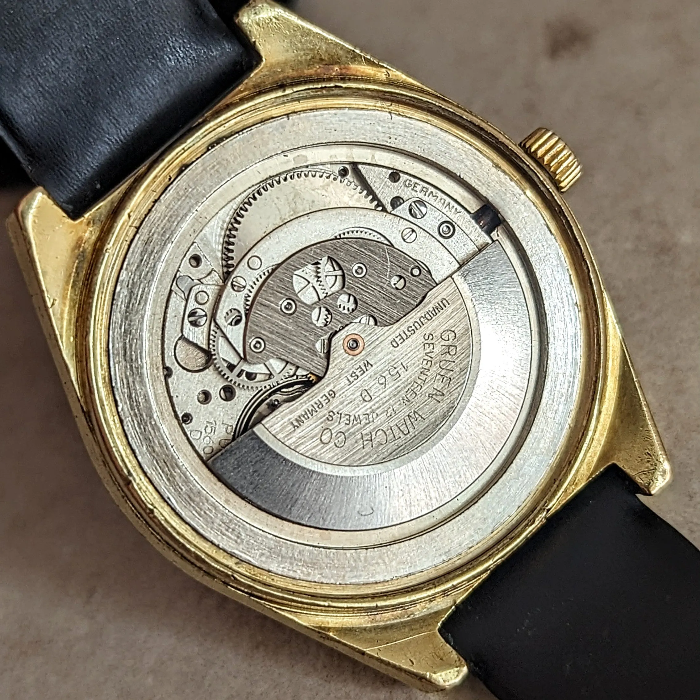 GRUEN Autowind Wristwatch Jump Hour 17 Jewels Cal. 156D Vintage Digital Watch