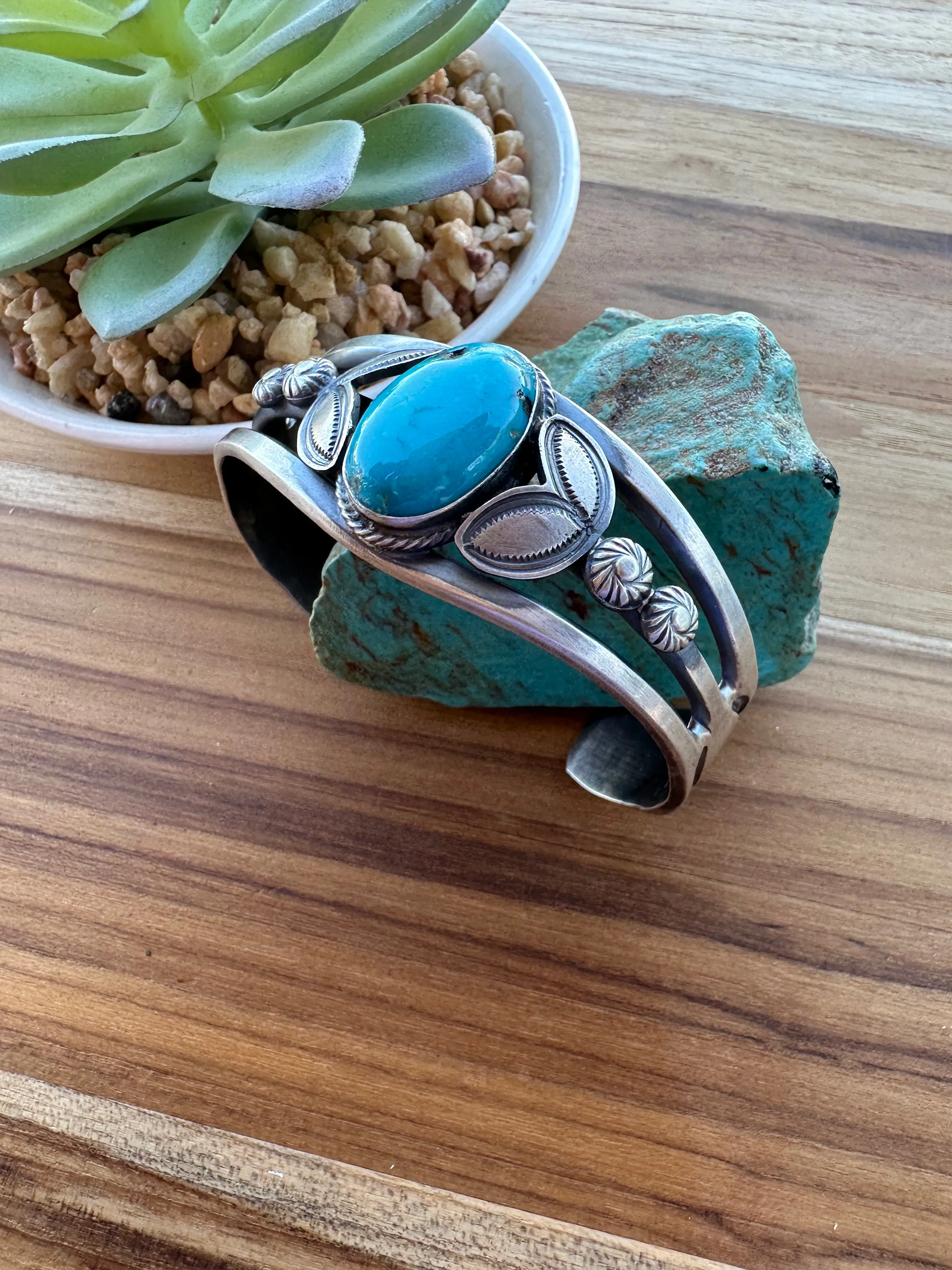 Kingman Single Stone Cuff Henry Morgan