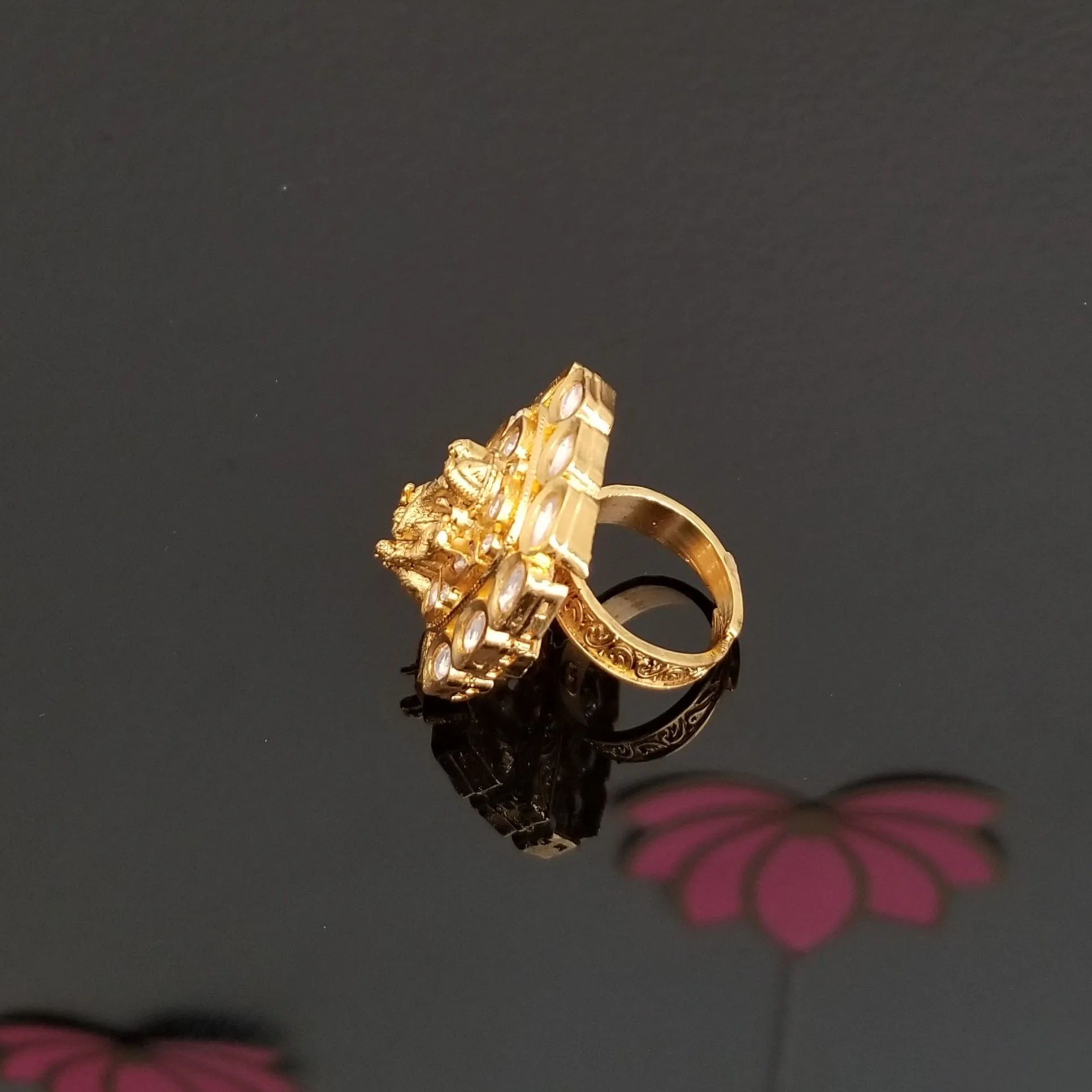 Kundan Adjustable Ganesha Ring