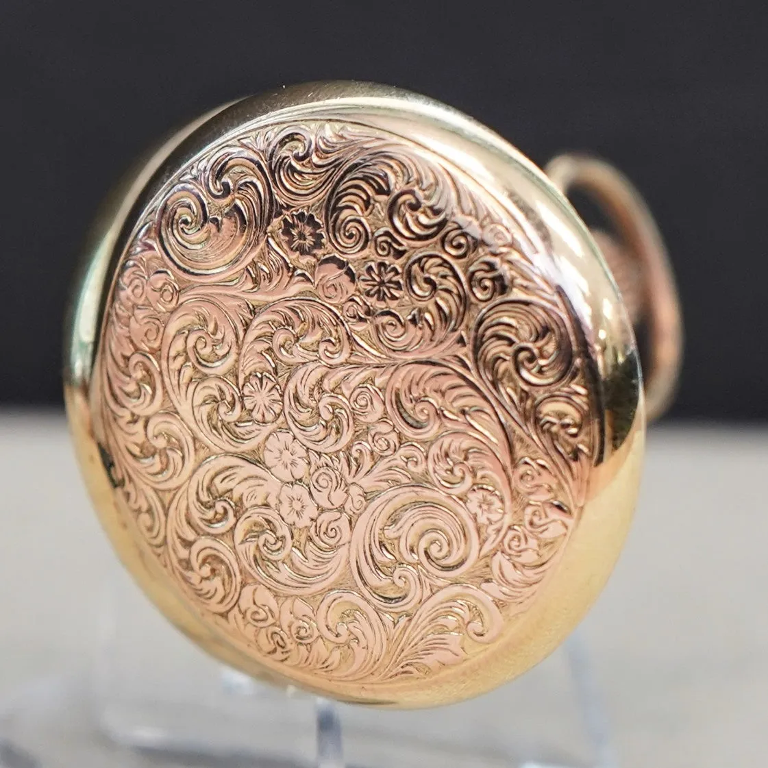Ladies ARNEX Pocket Watch Hunter Case 17 Jewels Engraved Decorative Case France