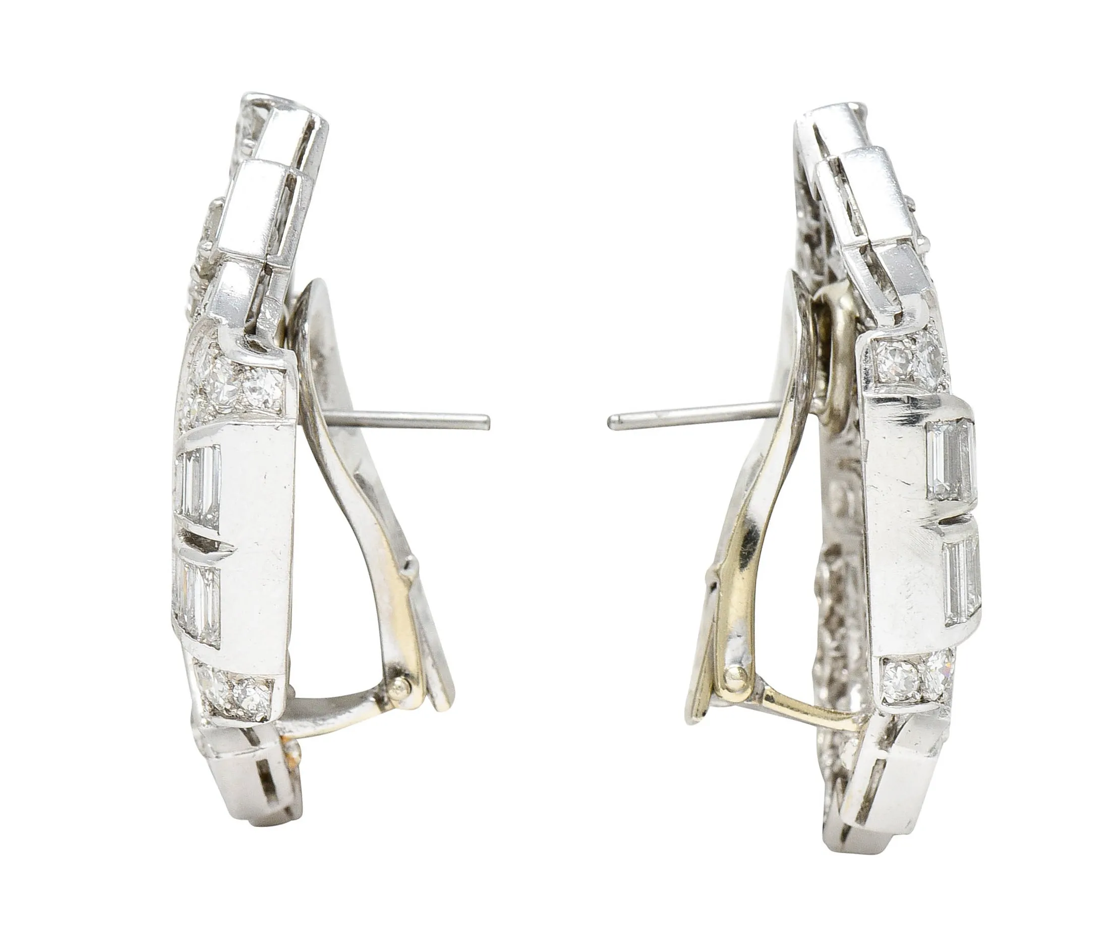 Late French Art Deco 11.00 CTW Diamond Platinum Fanned Earrings