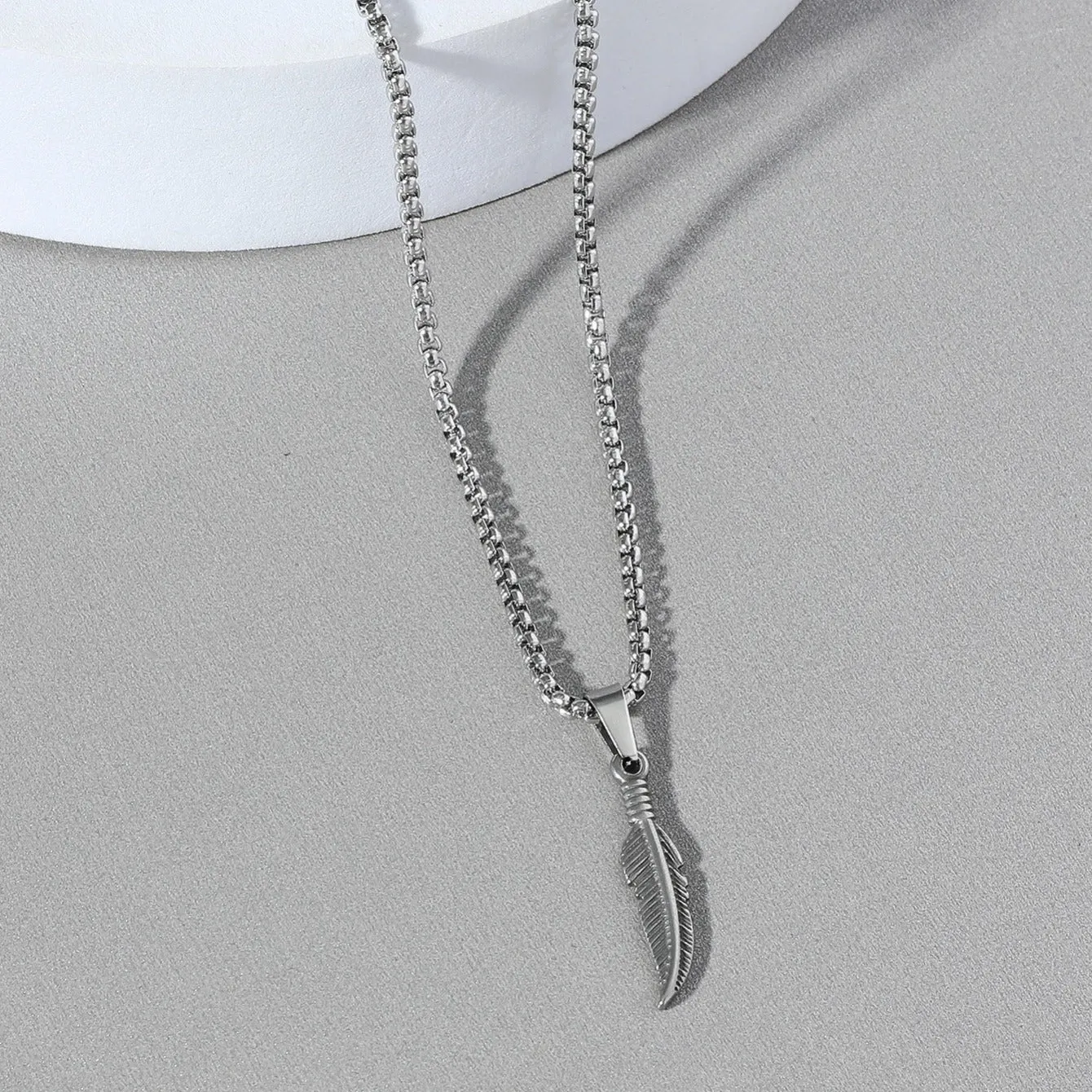 Men's Adjustable Feather Pendant Necklace