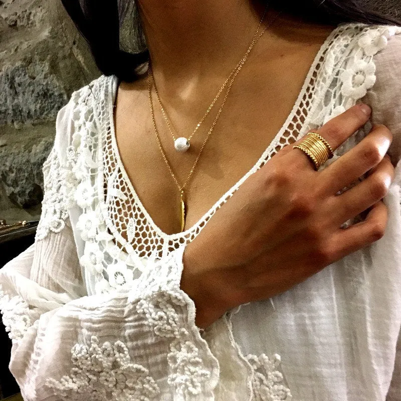 Minimalist Gold Necklace - Feather.