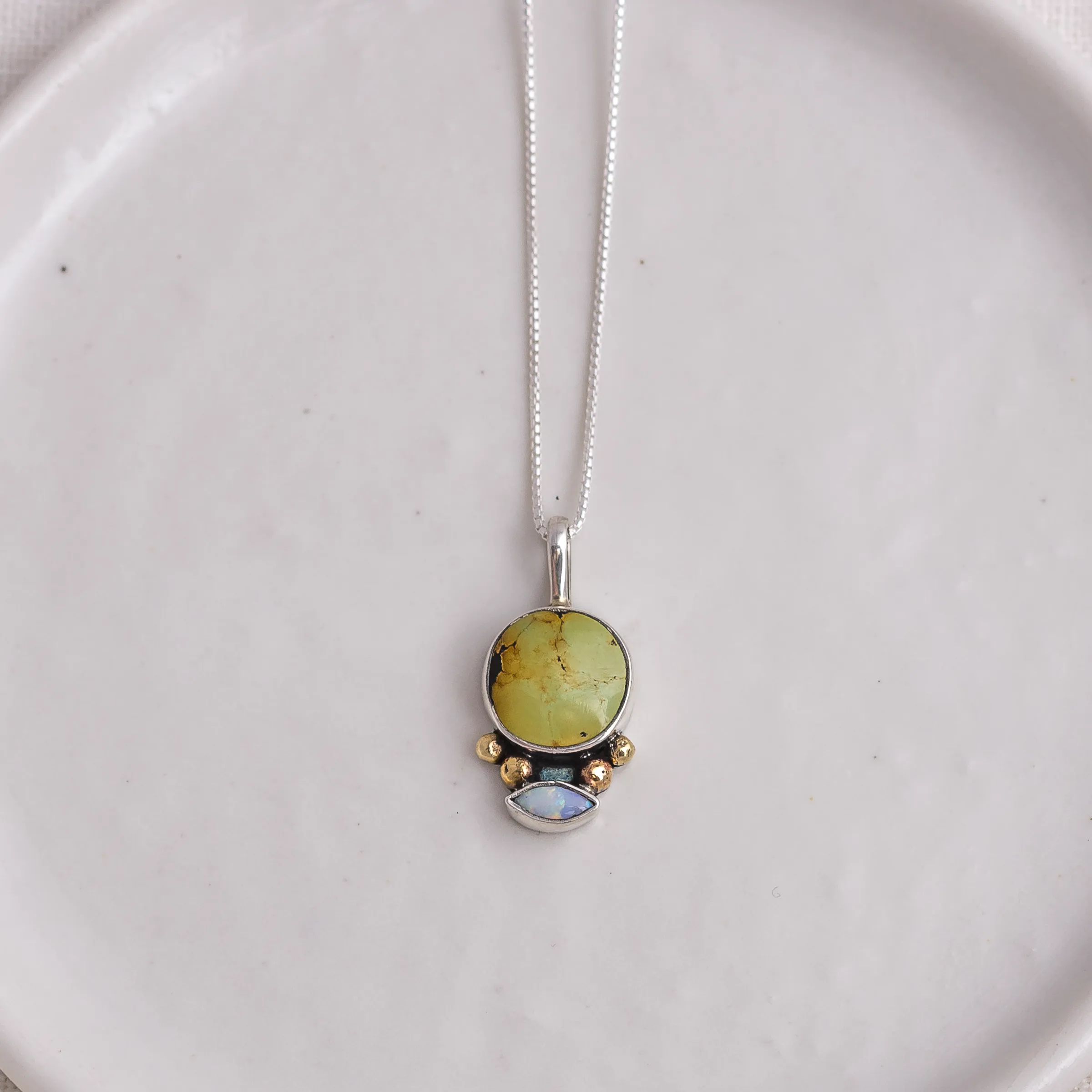 Mixed Metal Duo Charm ◇ Hubei Turquoise   Australian Opal