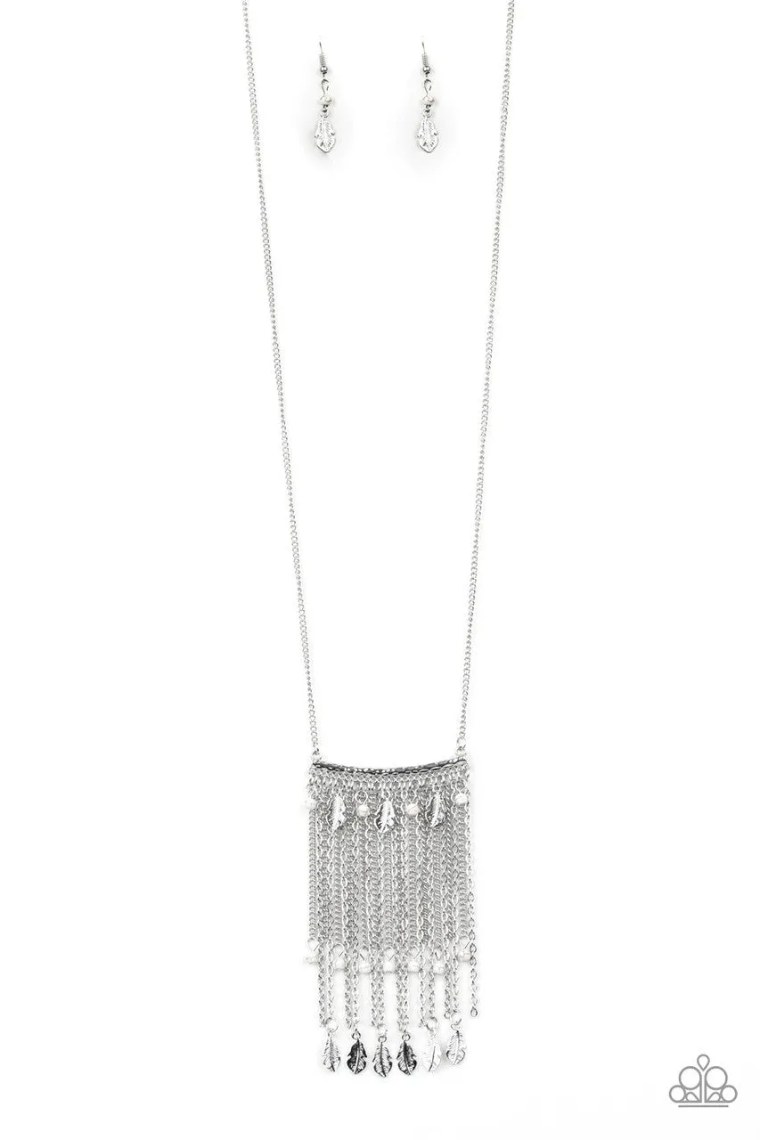 On the Fly White Paparazzi Necklace