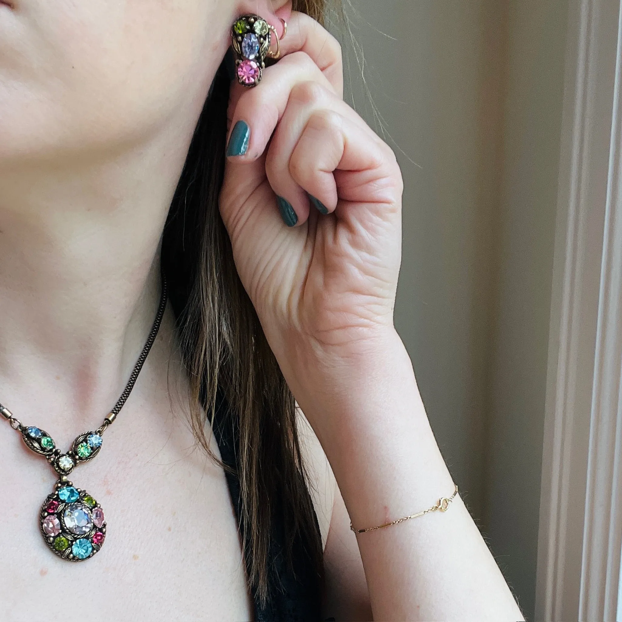 Parti-Colored Rhinestone Necklace & Earring Set