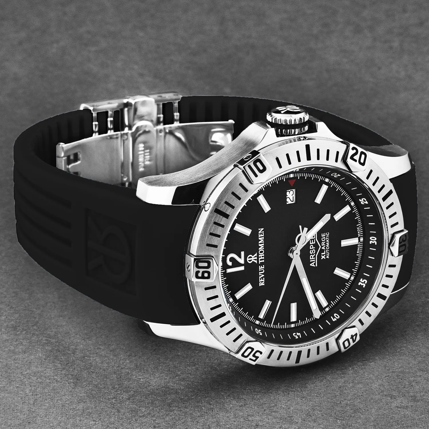 Revue Thommen Men's 'Air speed' Black Dial  Black Rubber Strap Automatic Watch 16070.4637
