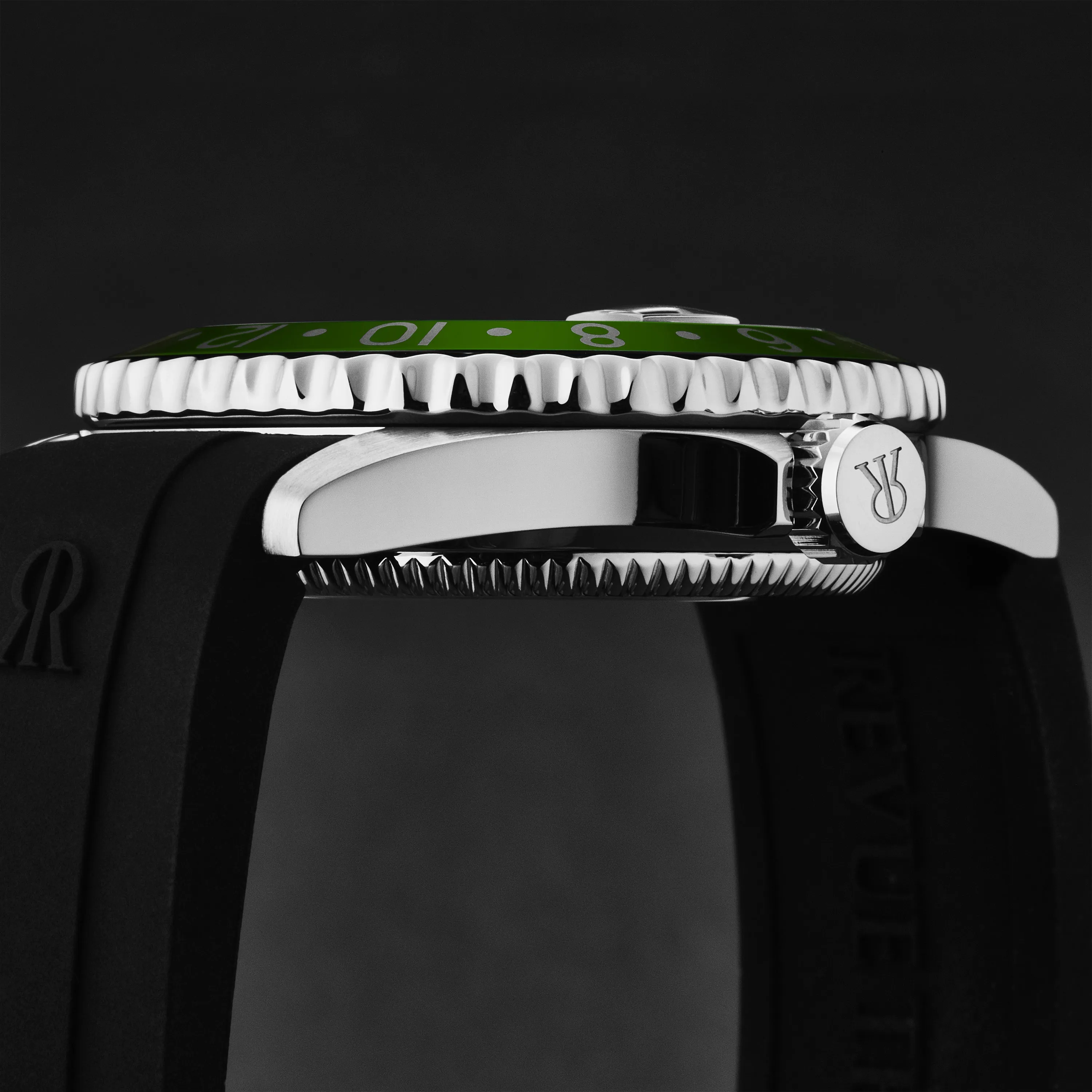 Revue Thommen Men's 'Diver' Black Dial Green Bezel Black Rubber Strap GMT Professional Automatic Watch 17572.2834
