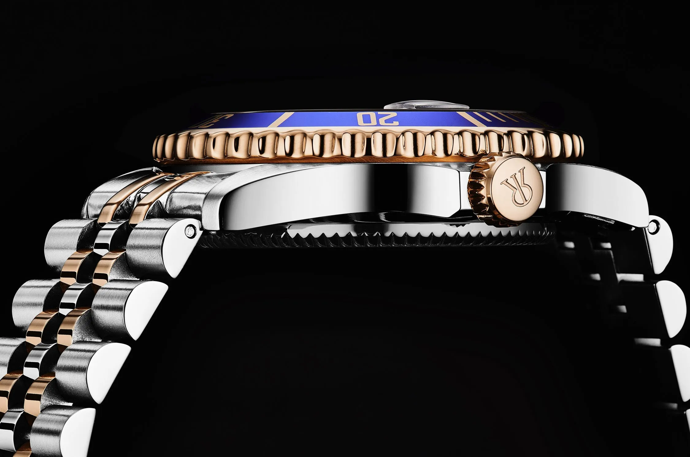 Revue Thommen Men's 'Diver' Blue Dial Two Tone Stainless Steel Bracelet Automatic Watch 17571.2255
