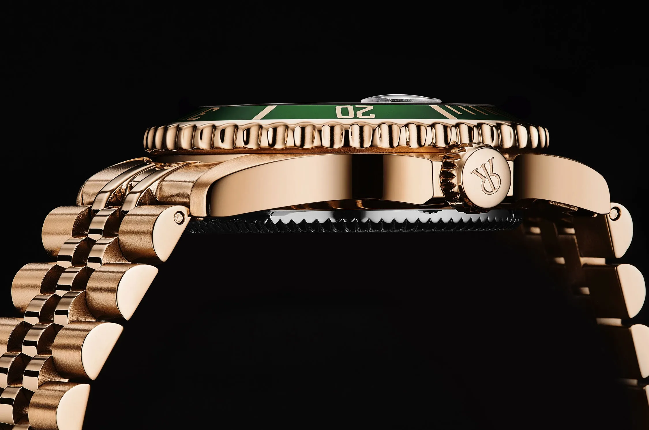 Revue Thommen Men's 'Diver' Green Dial Stainless Steel Bracelet Automatic Watch 17571.2264