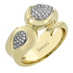 Right Hand Ring in 18k Gold with Diamonds