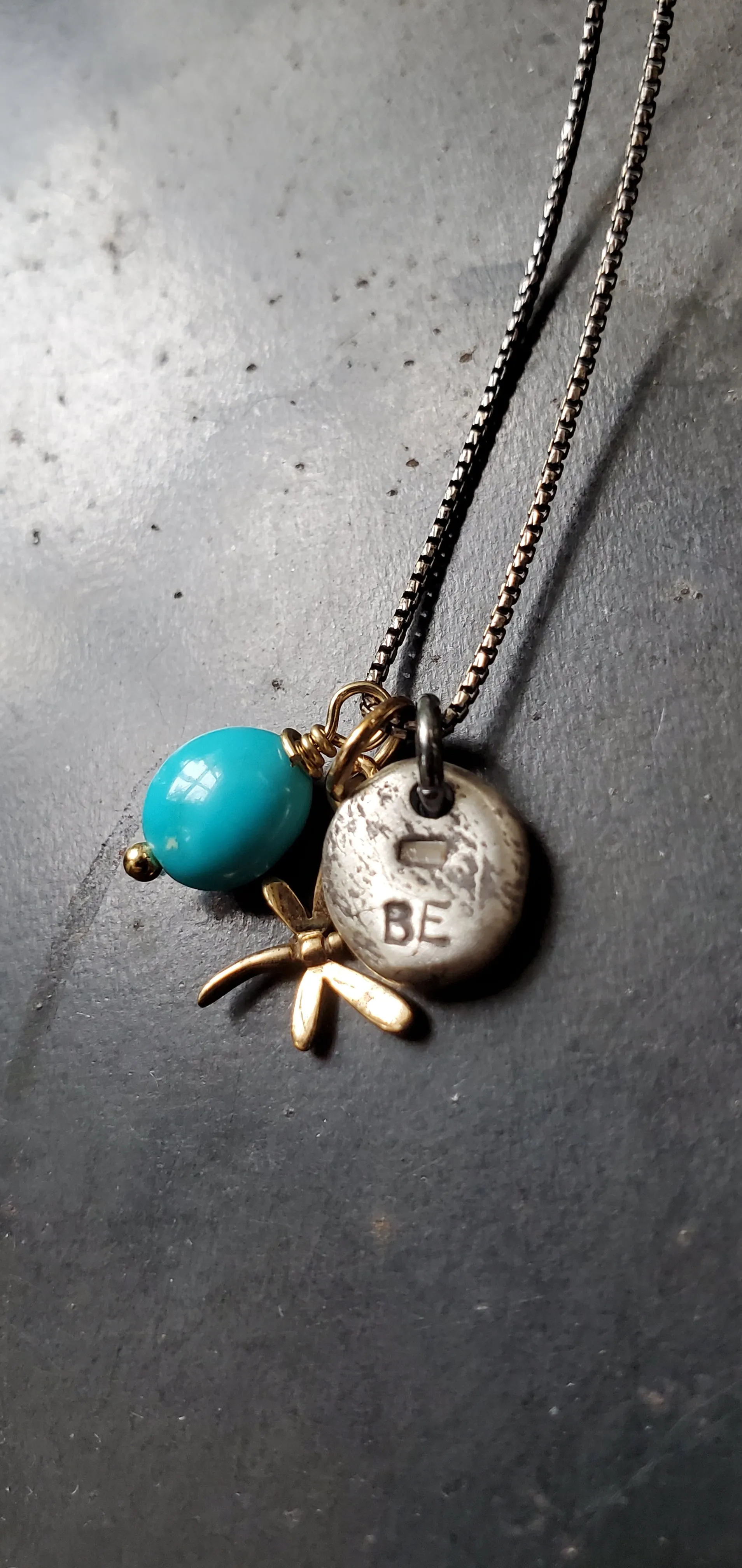 Simon & LuLu Embedded Baguette Dia Charm Nk