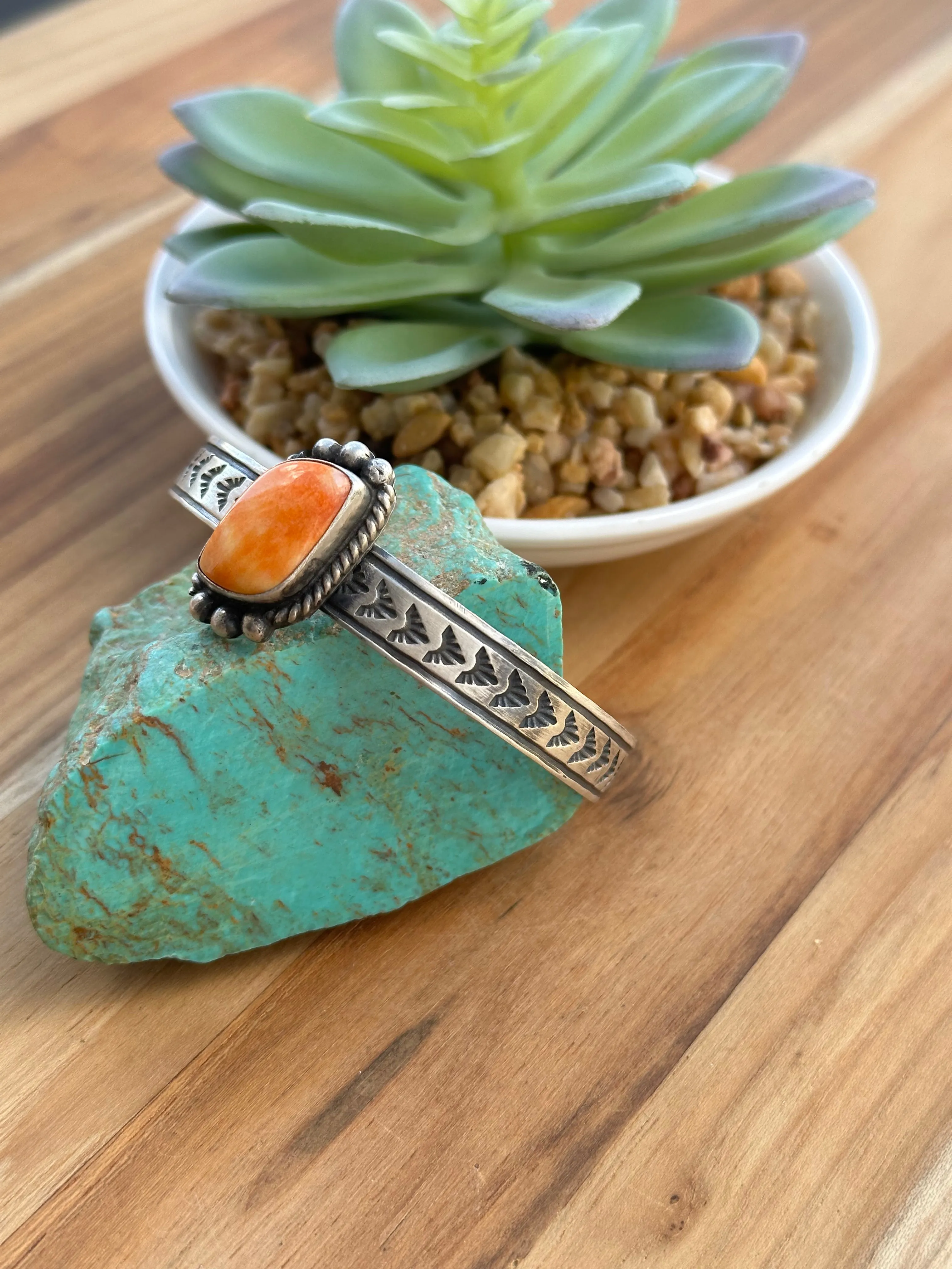 Single Stone Spiny Cuff