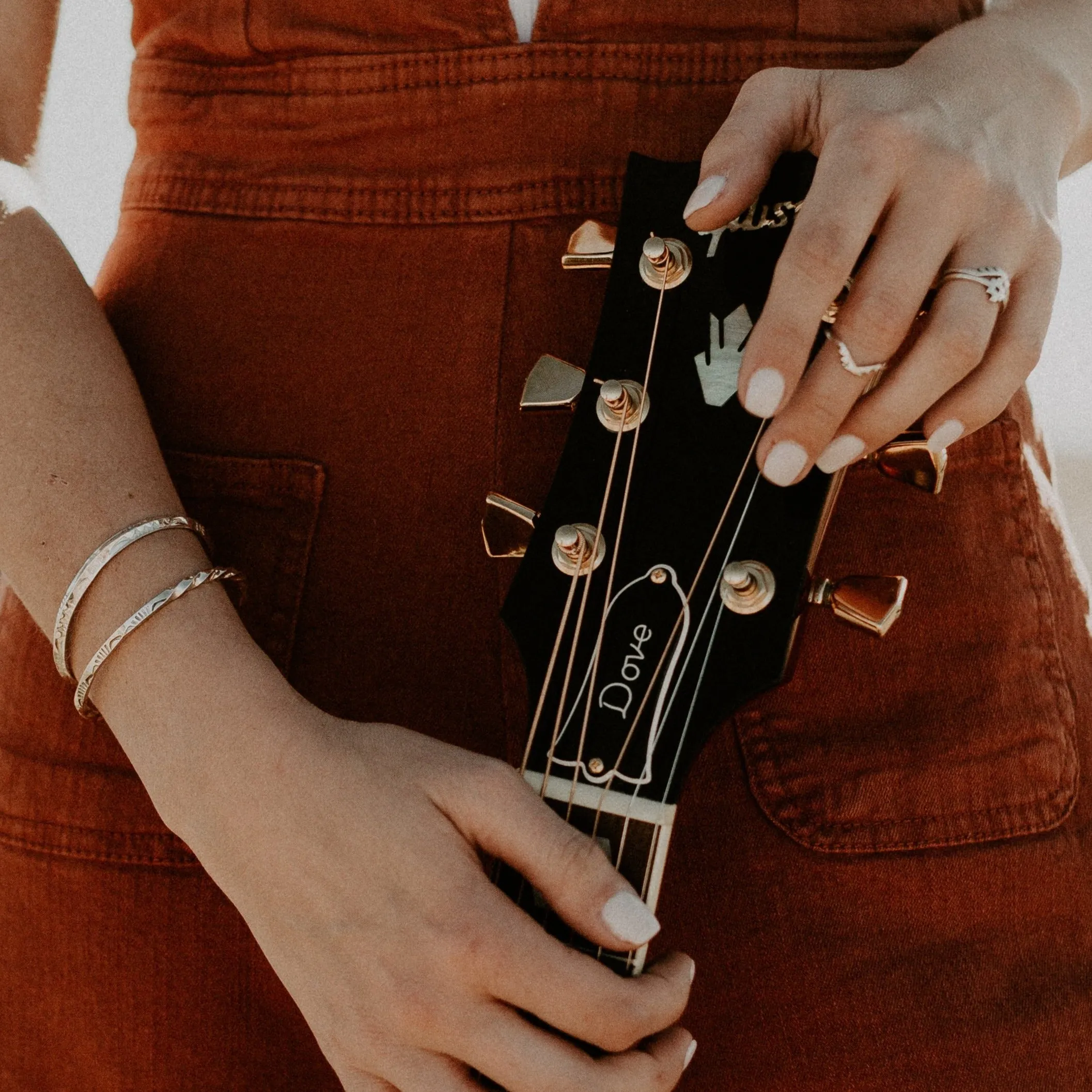 Stamp Dancer: Sage Twist Stacker Bracelet
