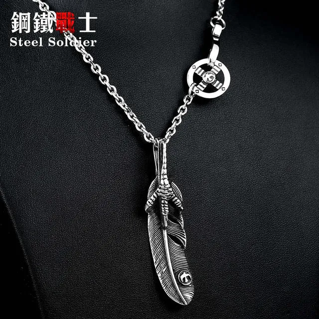Steel soldier fashion men stainless steel gold eagle claw feather pendant titanium steel gothic style jewelry
