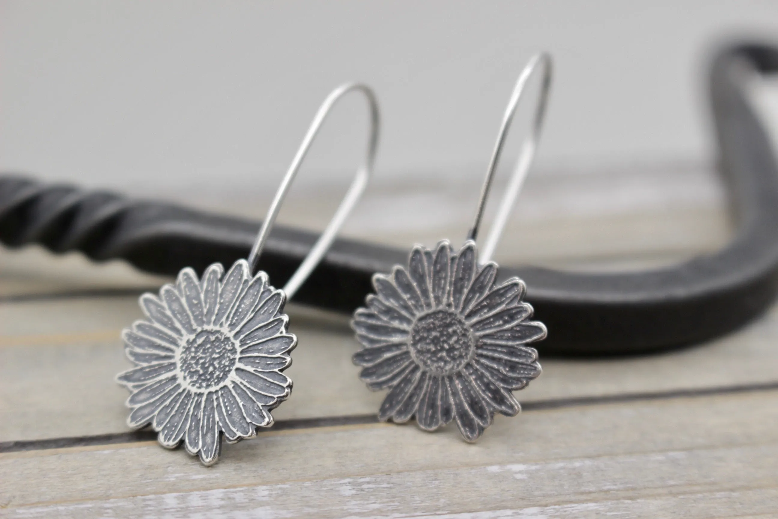 Sterling silver daisy earrings
