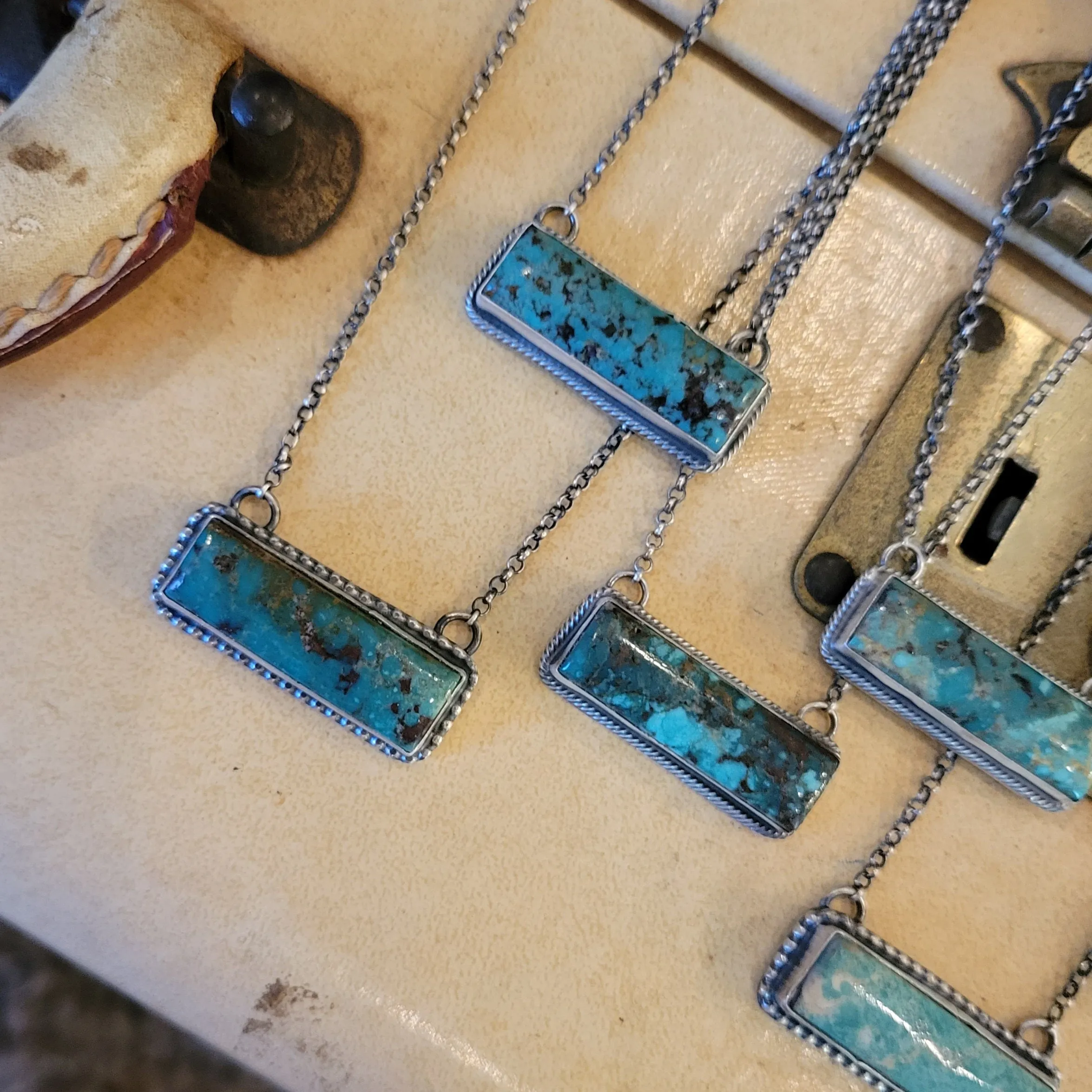 The Charlotte Bar Necklace - Lg