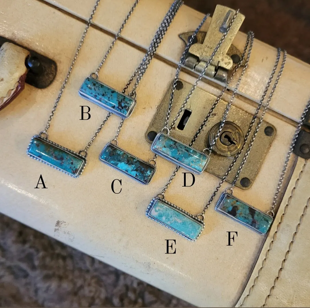 The Charlotte Bar Necklace - Lg