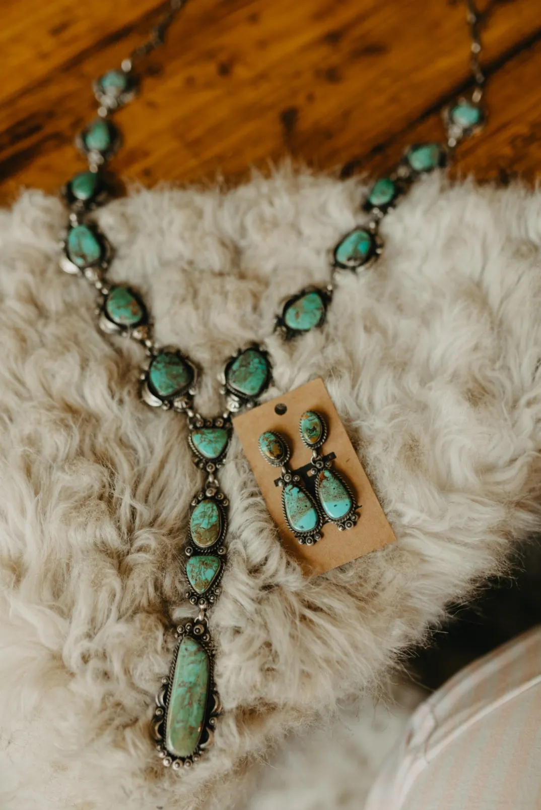 The Vera Lariat Set