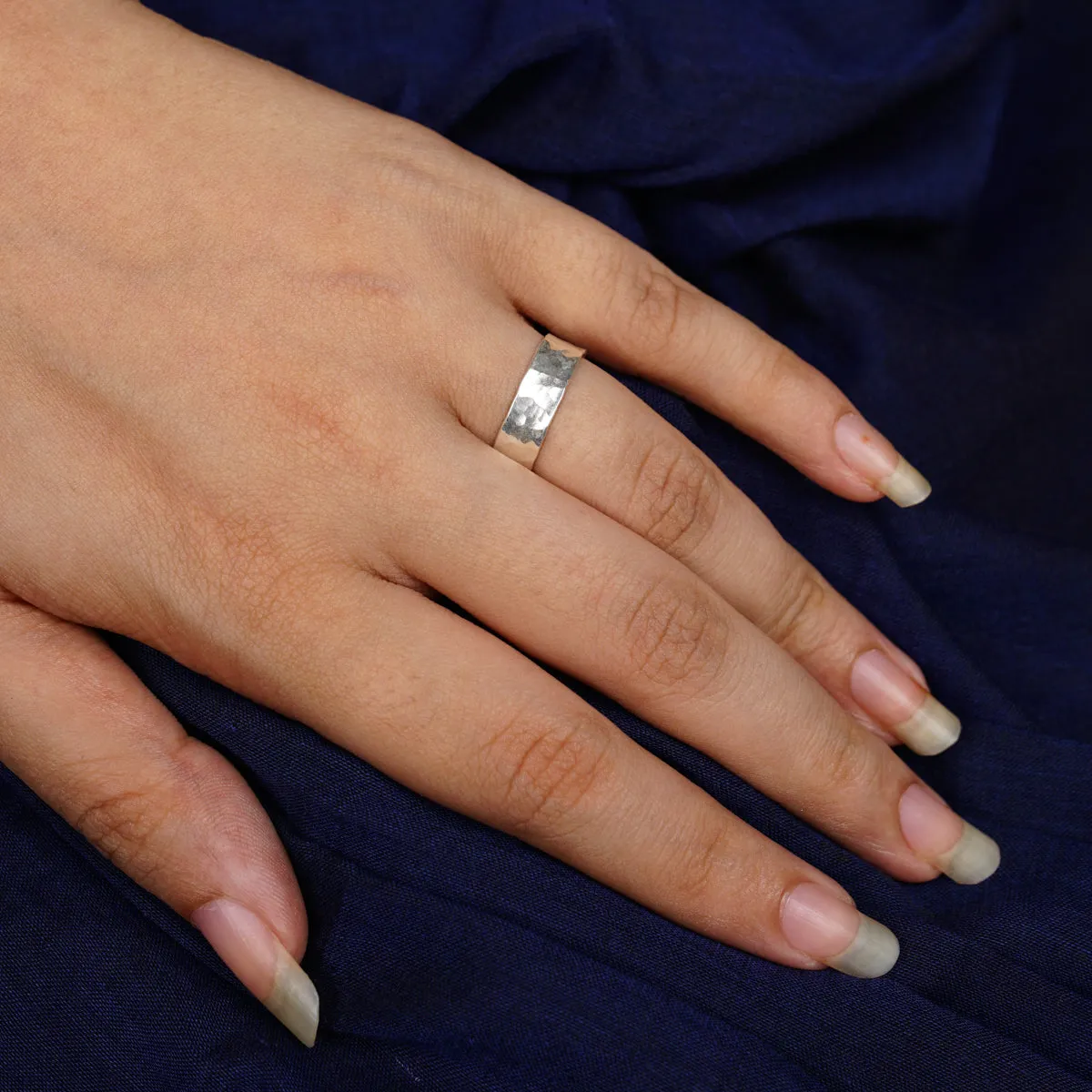 Unisex Hammered Ring