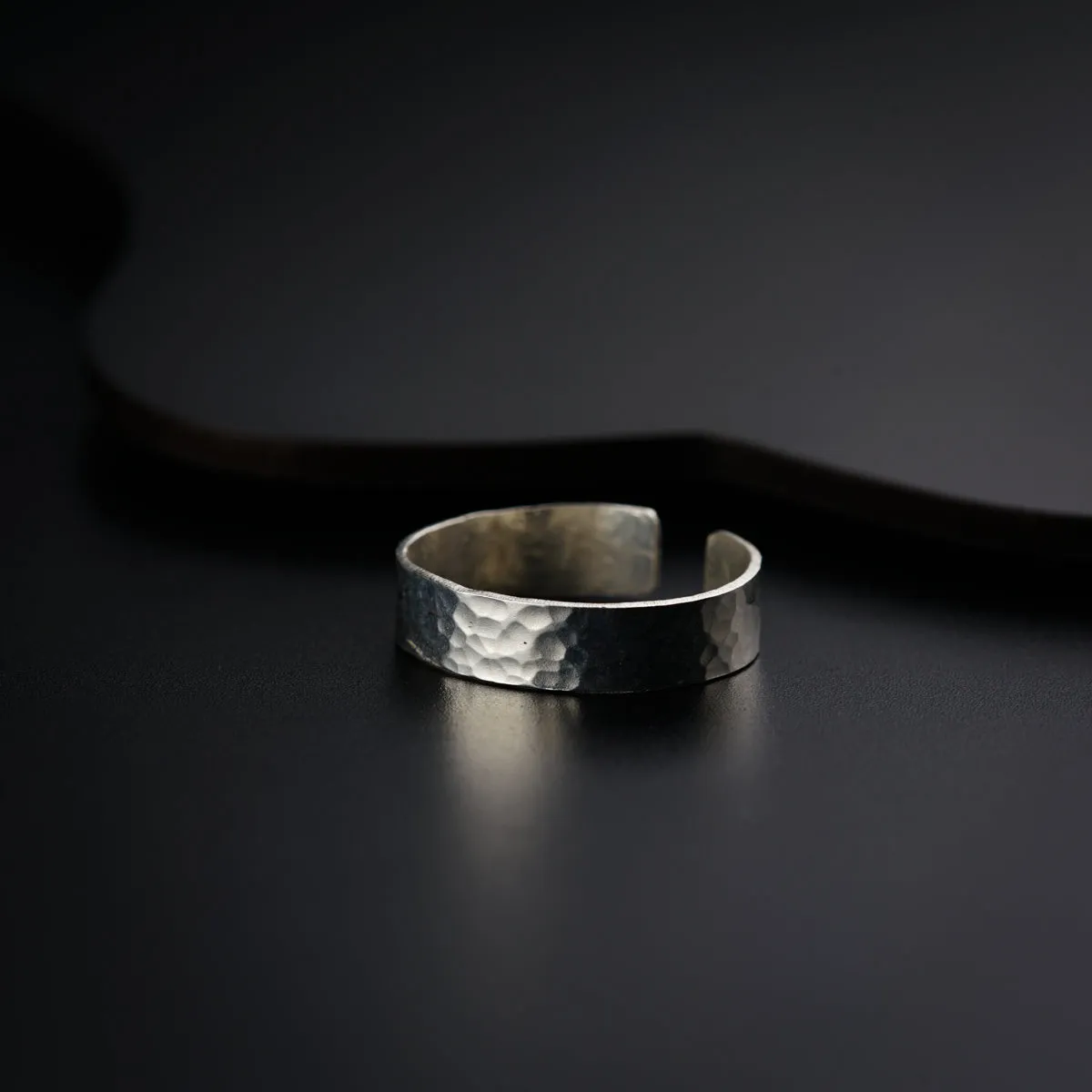 Unisex Hammered Ring