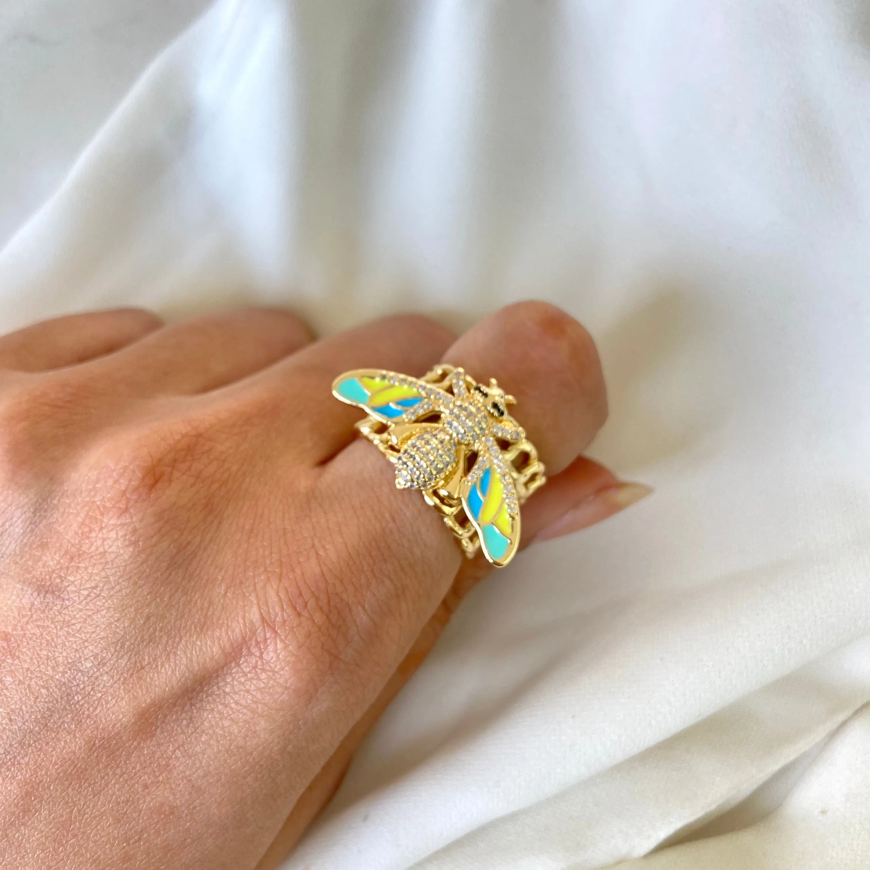 Vibrant Bee Band Rings
