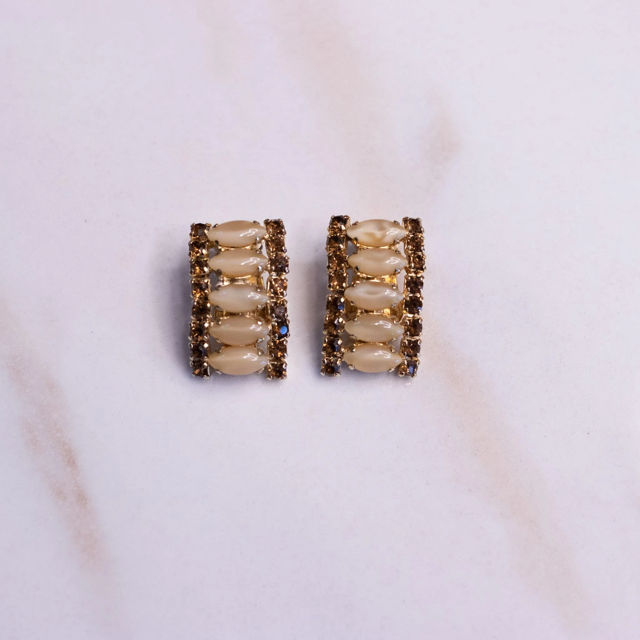Vintage Champagne and Amber Rhinestones Earrings, Clip On