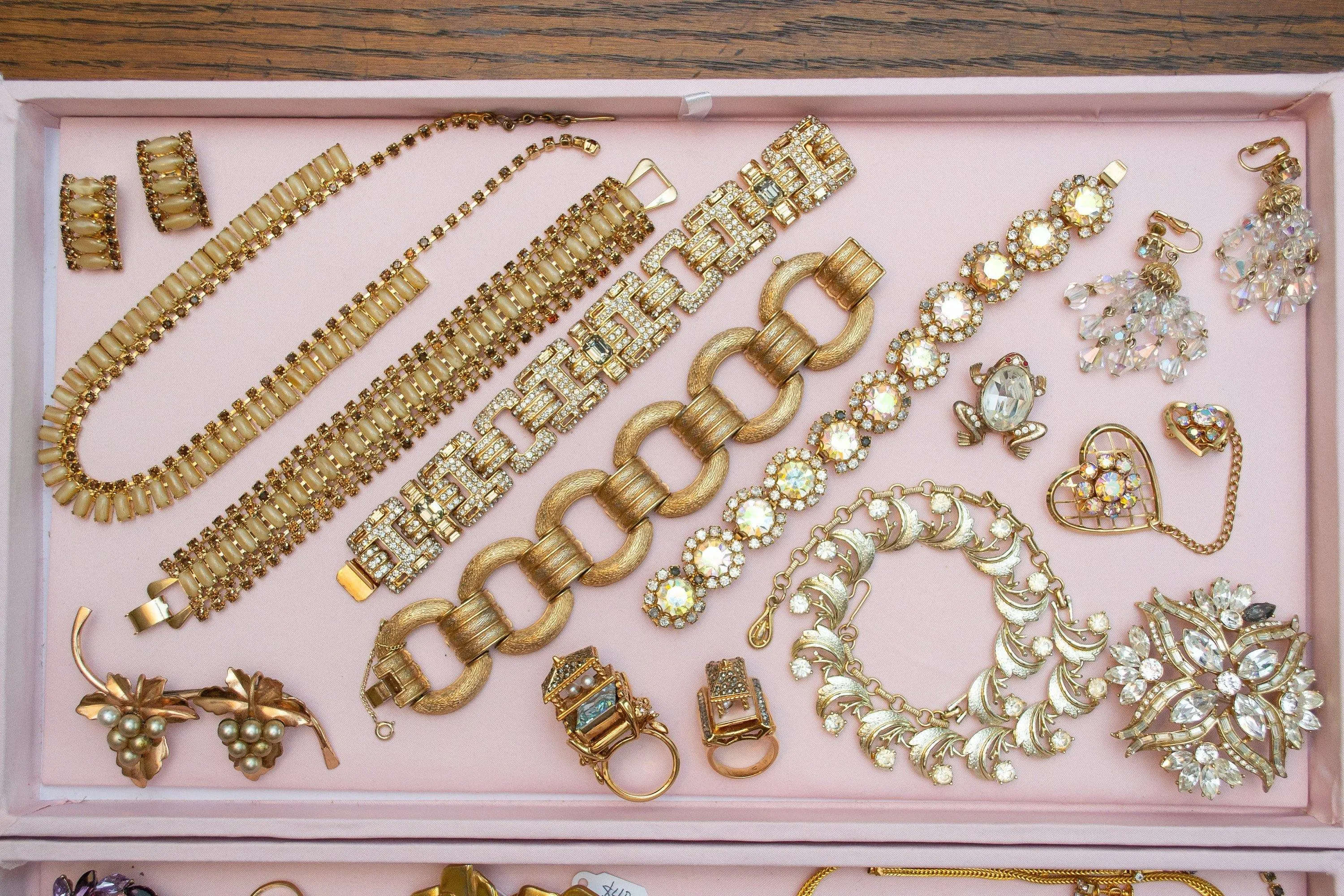 Vintage Champagne and Amber Rhinestones Earrings, Clip On