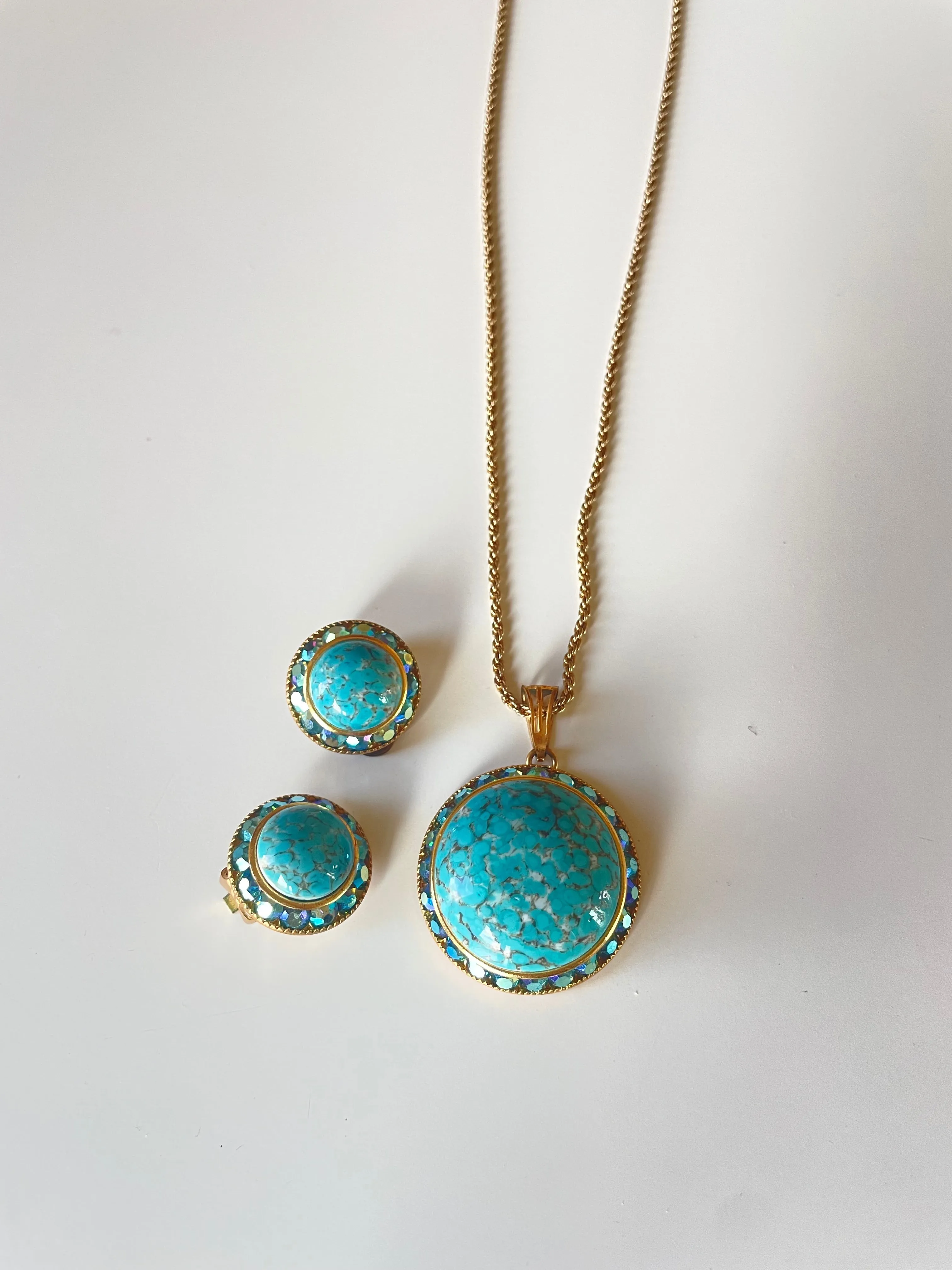 Vintage Necklace and Clip on Earrings in Turquoise Blue